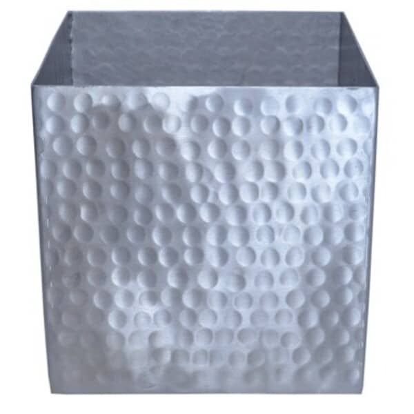 Discover the 7" Hammered Aluminium Cube: Elegant Decor & Versatile Accent Platinum Cube Hammered Aluminium 4″x4″ x4″